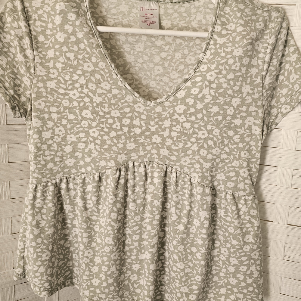 No Boundaries Sage Floral Peplum V-Neck Top